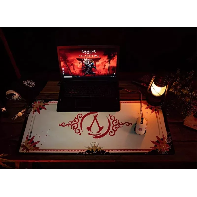 Lexip Assassin’s Creed Shadows „Initiate“ Box kompiuterio žaidimo pelė ir kilimėlis