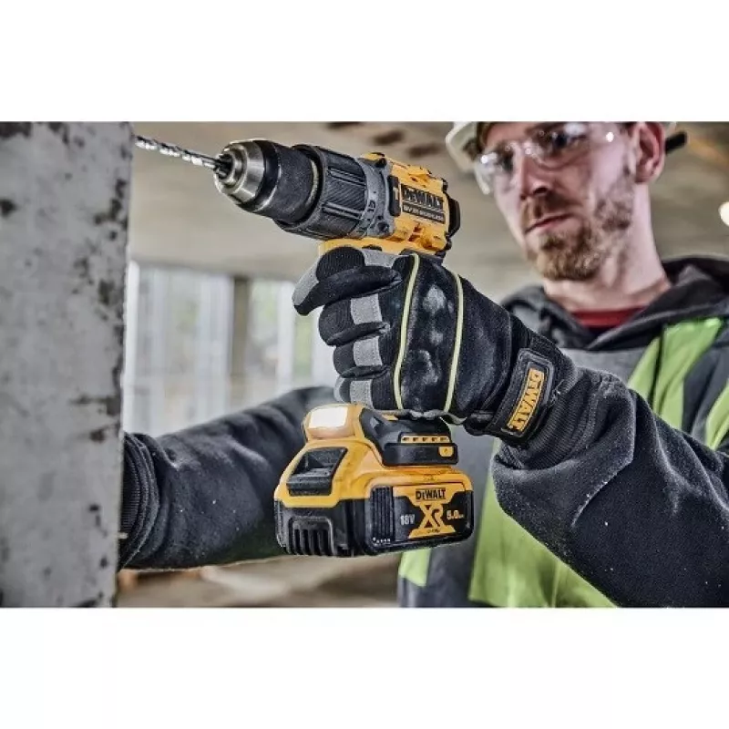 DeWalt DCK2026P2T-QW Kombinuotas rinkinys DCD805 + DCG405, 18 V XR 2×5,0 Ah juoda, geltona