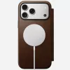 Odinis dėklas su užsegimu Nomad Modern Leather Folio, skirtas iPhone 17 Pro Max (6,9 colio), ruda spalva, oda/aliuminis, 4 kortelių kišenės