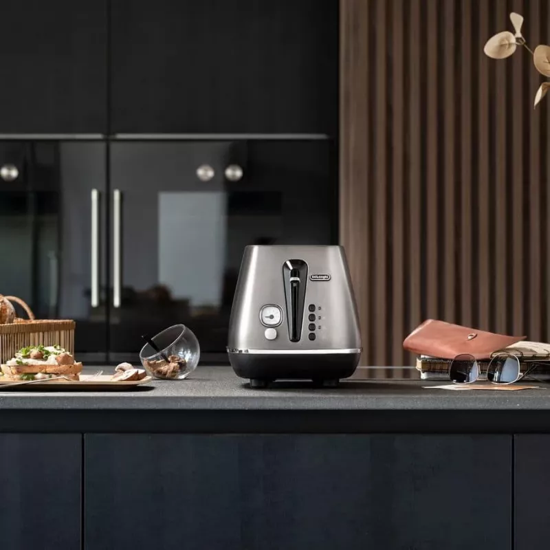 De’Longhi CTIN2103.TB skrudintuvas 2 griežinėliams 900 W Juodas