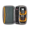 Fototechnikos dėklas Lowepro HARDSIDE CS 60 – kietas kompaktiškas dėklas, 140×85×227 mm, juodas/oranžinis