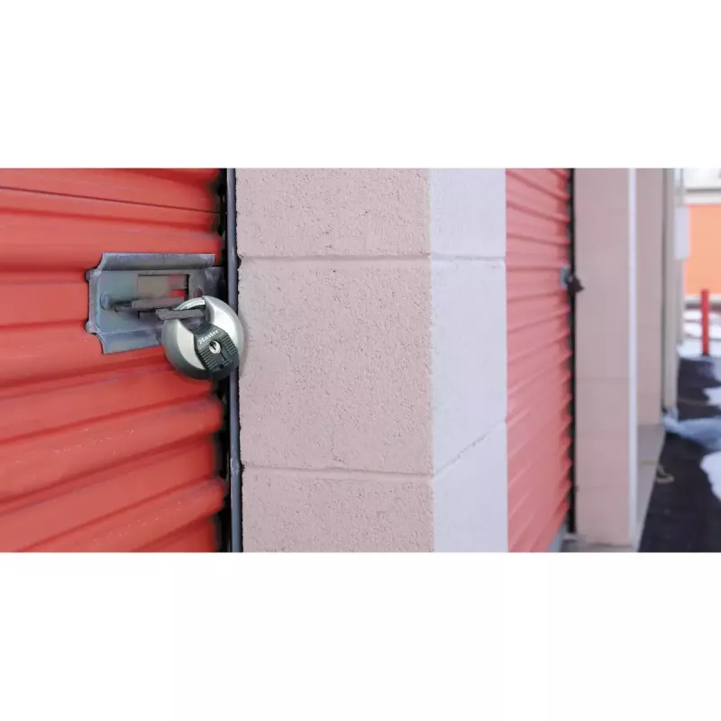 MASTER LOCK M40EURT Discus spyna 70 mm nerūdijančio plieno, 2 vnt., vienodai rakinama