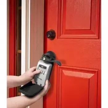 Nešiojamas seifas MASTER LOCK 5420EURD su kombinaciniu užraktu, pilka spalva