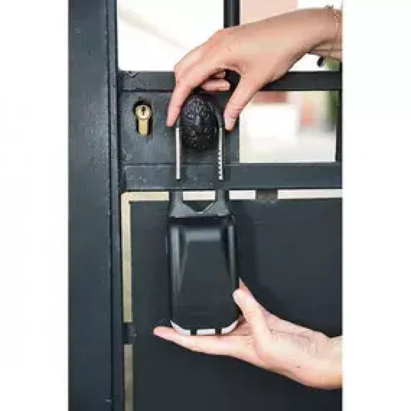 Nešiojamas seifas MASTER LOCK 5420EURD su kombinaciniu užraktu, pilka spalva