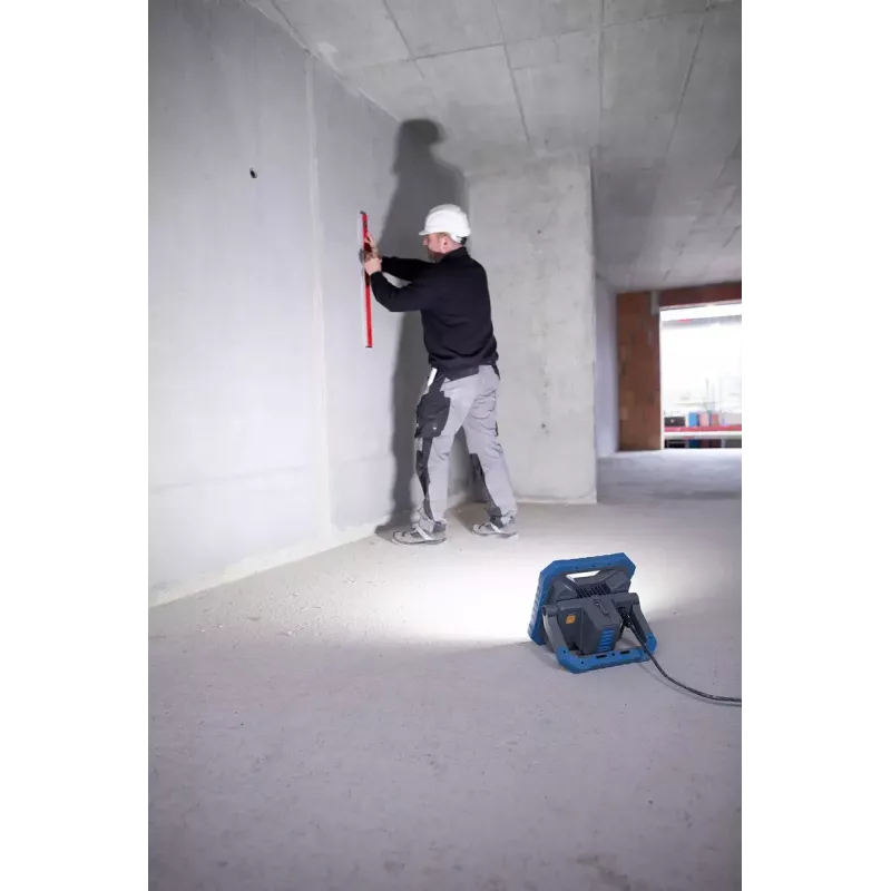 Laisvai pastatomas darbo šviestuvas Brennenstuhl BS 8050 MH LED 82 W 7900 lm