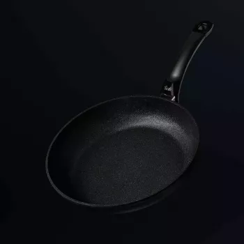 Universali keptuvė Fissler Adamant Classic apvali 24 cm juoda
