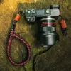 Dirželis fotoaparatui MOBOTIX C-Rope Claw — nailoninis raudonas, maks. ilgis 30 cm, gylis 430 mm