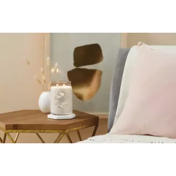 Yankee Candle 1701379E vaškinė žvakė Patchouli Sandalwood smėlio spalvos 157mm 9,3cm 567g