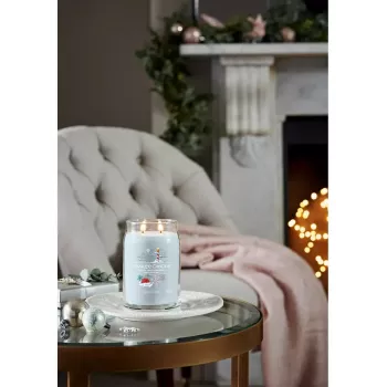 Yankee Candle North Pole Hideaway mėlynas vaškinis 157 mm 567 g