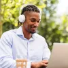 Ausinės Logitech Zone Wireless 2 ES – belaidės ir laidinės (Bluetooth, USB-C), antausinės, 1,5 m laidas, balta, 212 g