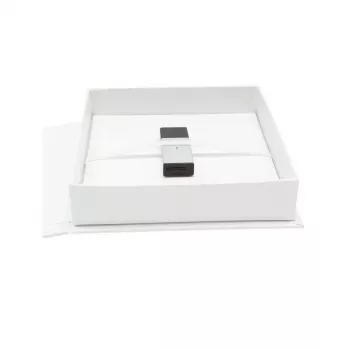 Foto dėžutė Deknudt S66DJ4 balta, dirbtinė oda, 130 mm