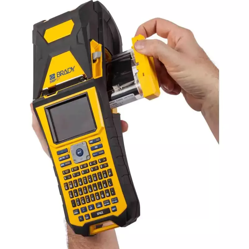 Kaspinė juosta spausdintuvui Brady M61-R4410-WT, skirta BradyPrinter M611 – terminis perkėlimas, balta, 5,08 cm × 22,86 m