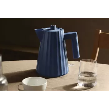 Elektrinis virdulys Alessi Plissé 1,0 L 2200 W mėlynas, termoplastinė derva, automatinis išsijungimas, paslėptas pagrindas