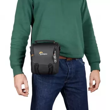 Dėklas diržui Lowepro Adventura SH 120 III Juodas su petneša