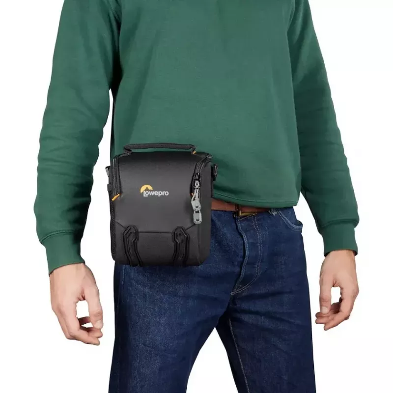 Dėklas diržui Lowepro Adventura SH 120 III Juodas su petneša