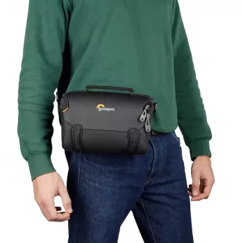 Maišas Lowepro Adventura SH 140 III juodas su petnešomis