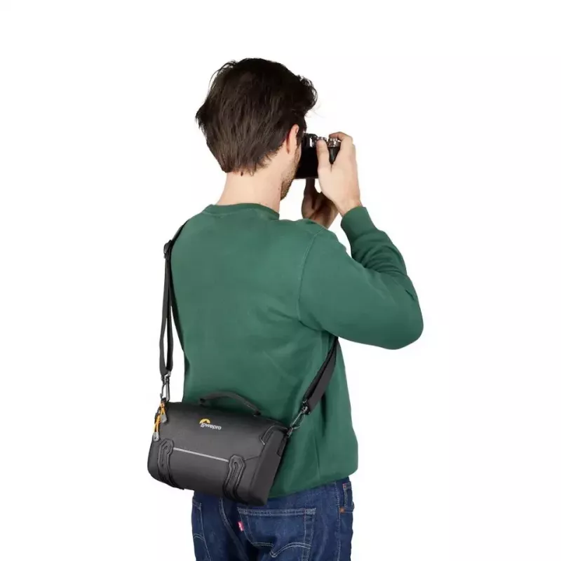 Dėklas-kupra Lowepro Adventura SH 160 III Juodas su peties dirželiu