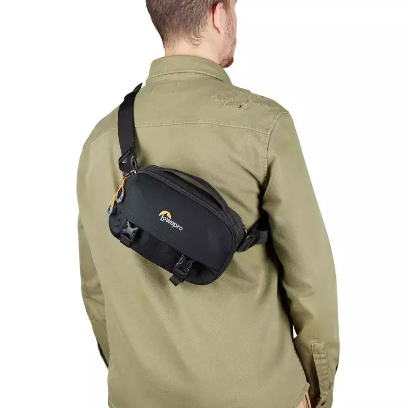 Slinginė kuprinė fotoaparatui Lowepro Trekker Lite HP 100 juoda
