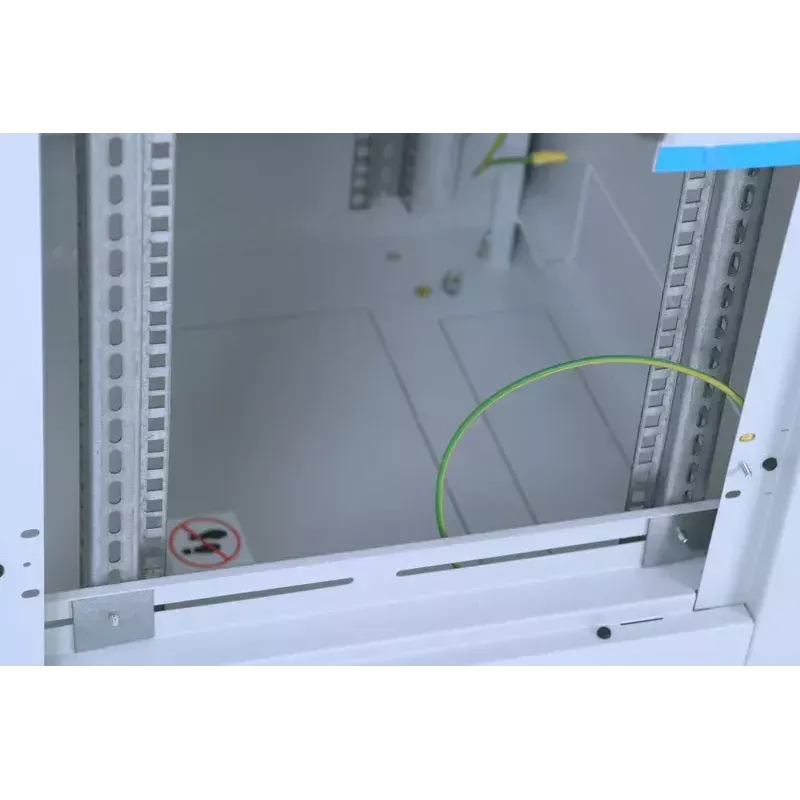 Laisvai pastatomas stovas Triton 19 colių 22U/600x800 su stiklinėmis durelėmis