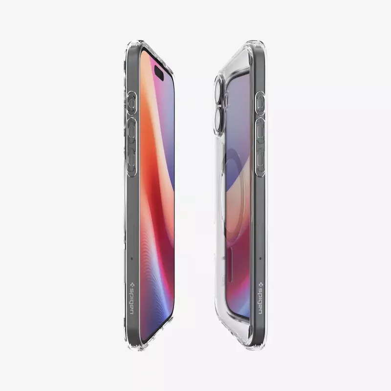 Spigen Ultra Hybrid (MagFit) mobiliojo telefono dėklas Juodas Peršviečiamas iPhone 16 Plus