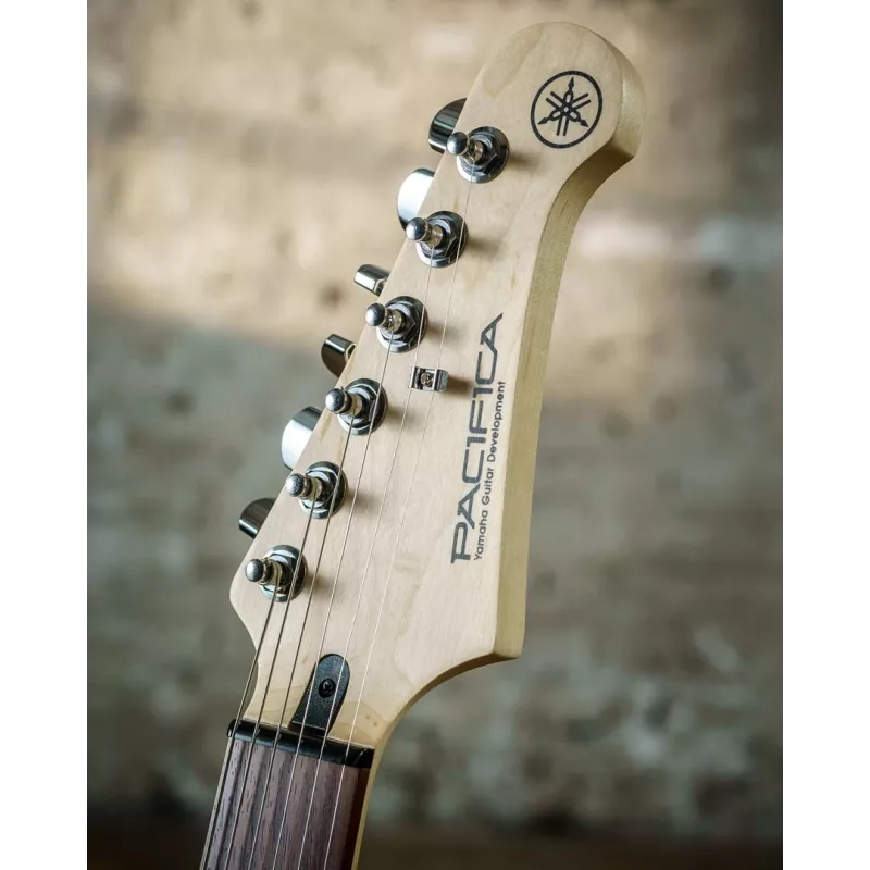 Yamaha Pacifica 112J BL MKII – elektrinė gitara