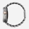 NOMAD Stratos Band – titano apyrankė Apple Watch 49mm su FKM įdėklu (natūralus titanas, juodas FKM)