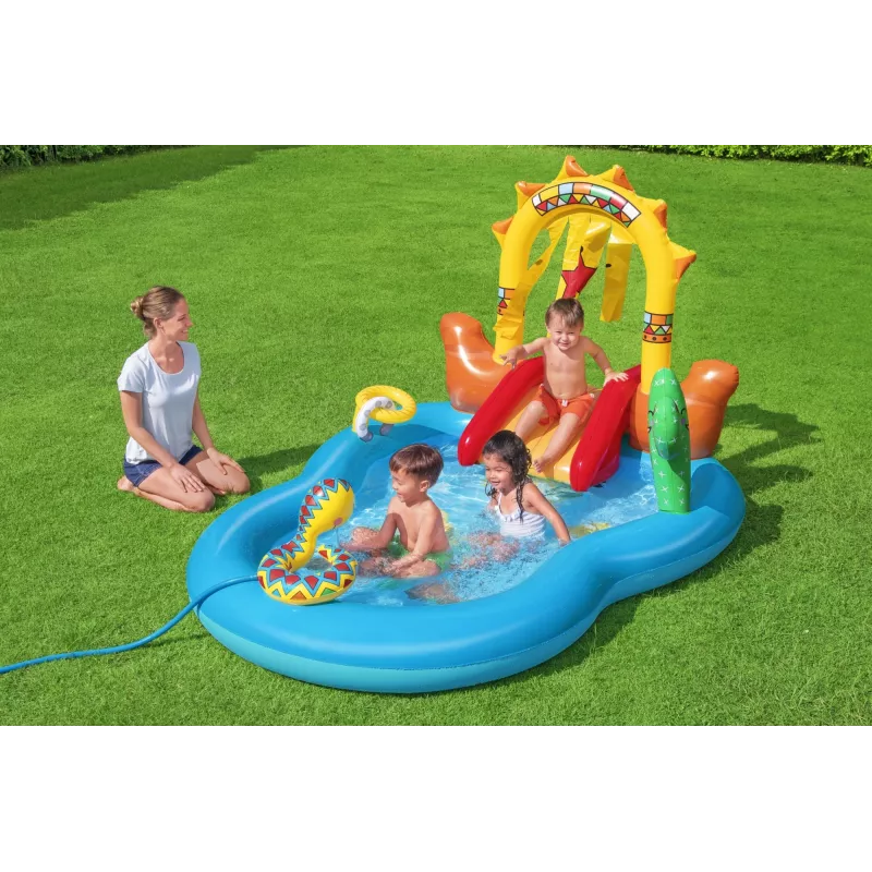 Bestway 8'8 colio x 6'2 colio x 55 colio / 2,64 m x 1,88 m x 1,40 m Lauko pripučiamas žaidimų centras Wild West