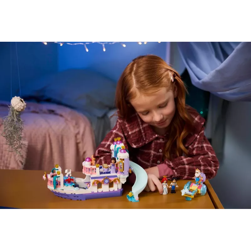 LEGO Disney 43299 Arielio karališkasis vestuvių laivas (519 dalių)