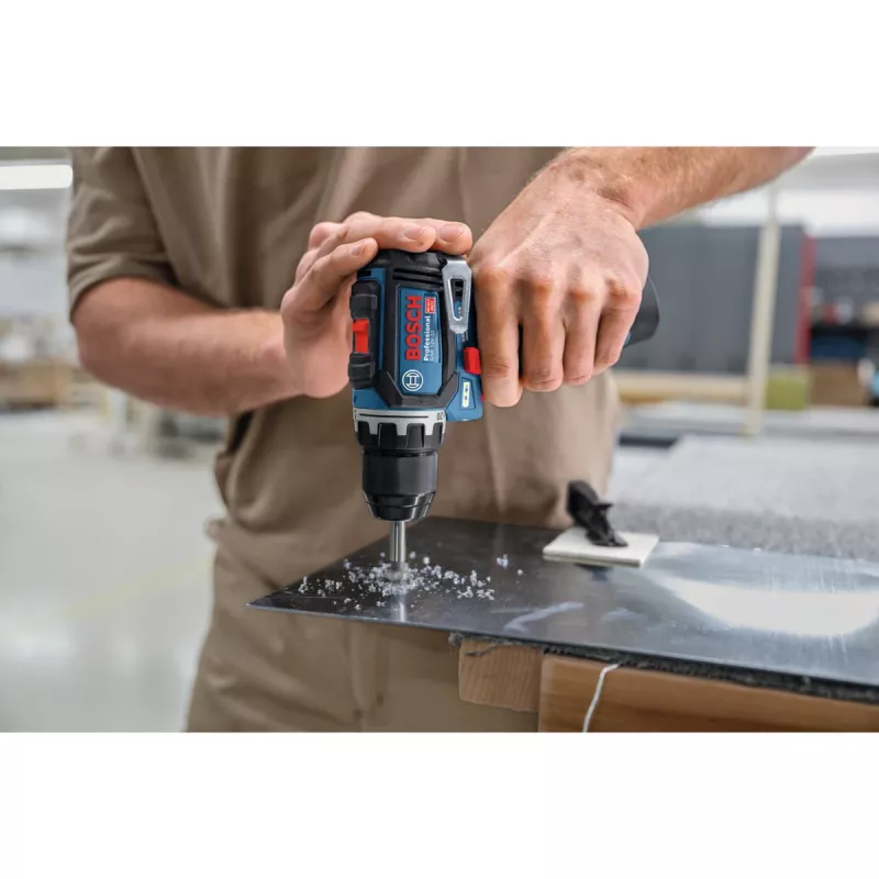 Bosch Professional GSR 12V-32 Akumuliatorinis Gręžtuvas-Suktuvas, 12V, Mėlyna/Juoda, 2x 2.0Ah Li-Ion Akumuliatoriai, 24 Dalių Priedų Rinkinys, Dėklas