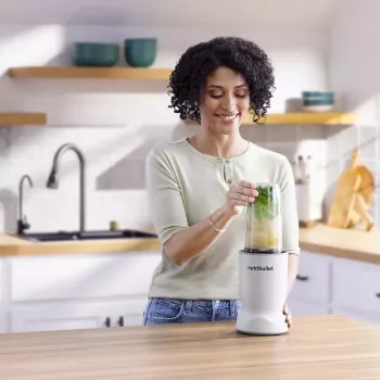 Nutribullet NBT1006MW Turbo asmeninis blenderis 1000 W matinė balta