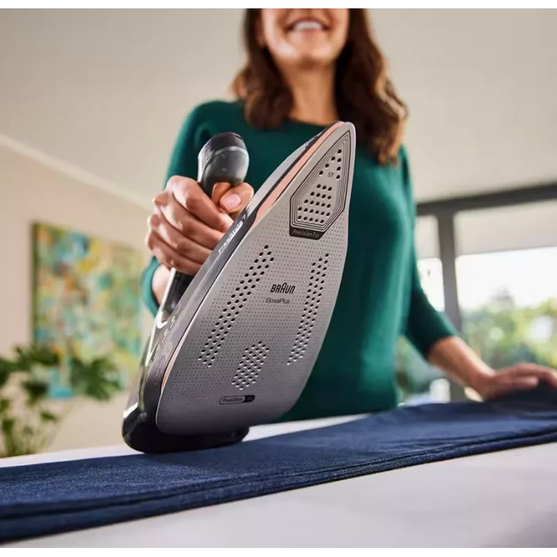 Braun FI7276BK Steam Iron - 2700W, EloxalPlus 3D BackGlide Soleplate, 230 g/min Steam Boost, Black