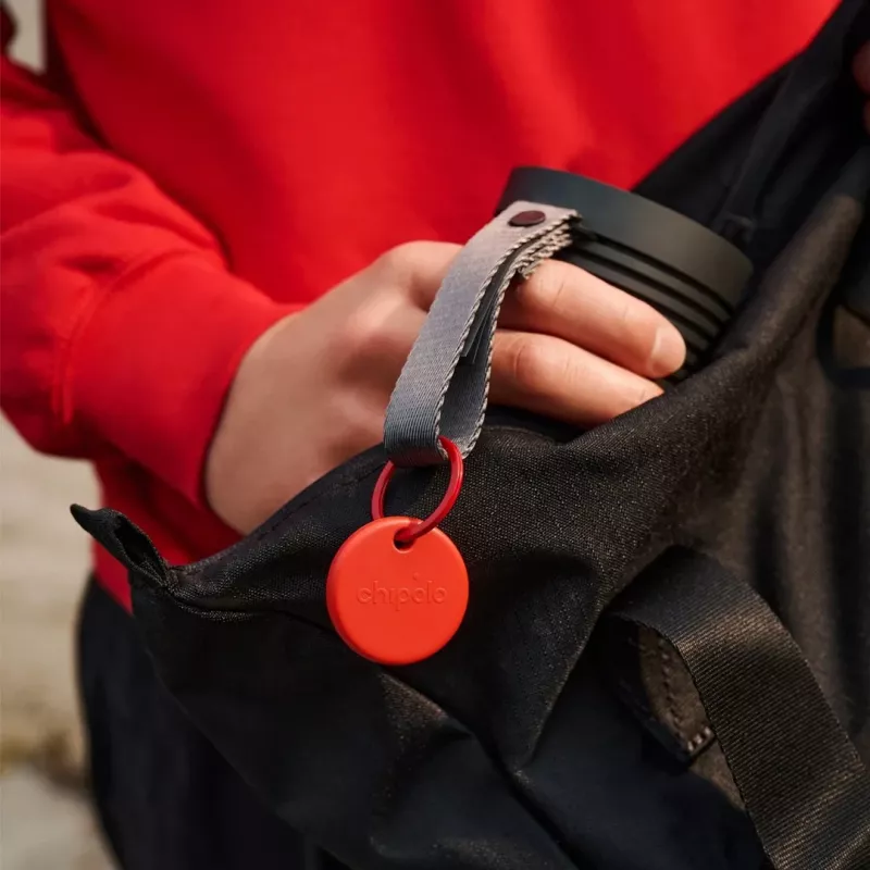Chipolo POP Bluetooth Tracker with Replaceable Battery for iOS & Android, Blue