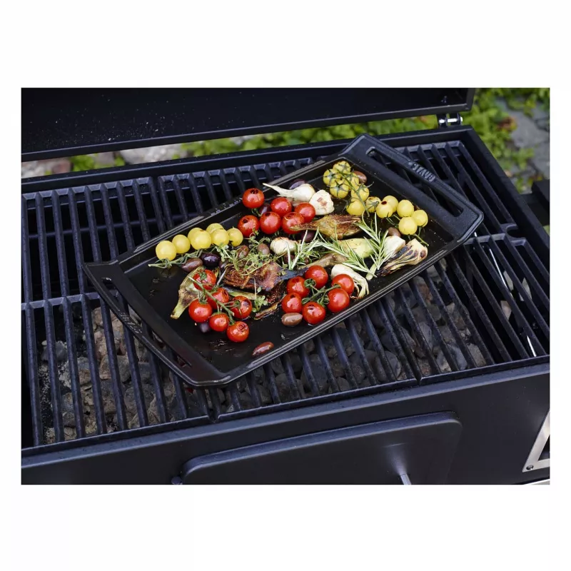 Staub stačiakampė ketaus keptuvė su dangčiu, juoda, tinka indukcijai, 38 cm