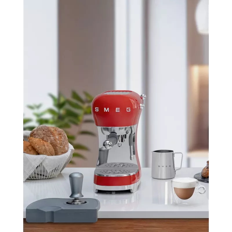 Smeg ECF02RDEU 50's Style Manual Espresso Machine 1.1 L Raudona