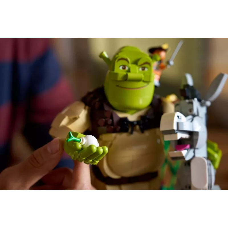 LEGO ICONS 72423 Šrekas, Asiliukas ir Mūzika su Batais
