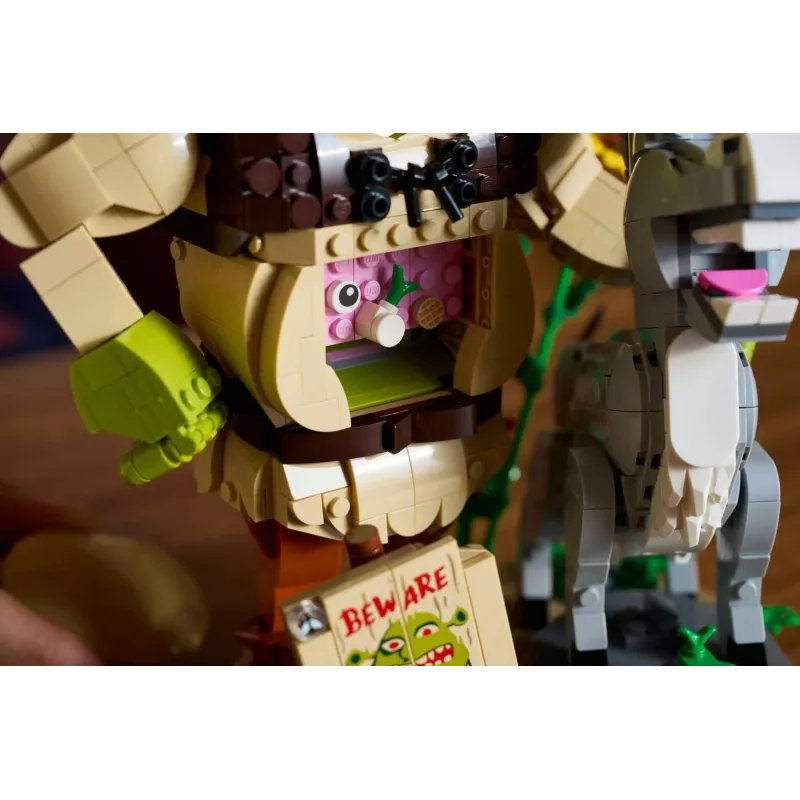 LEGO ICONS 72423 Šrekas, Asiliukas ir Mūzika su Batais