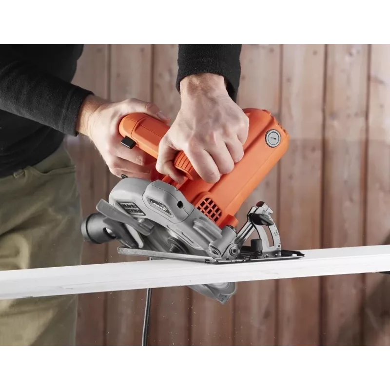 Black & Decker CS1250L-QS 1250W 190mm Diskinis Pjūklas su Lazeriniu Vedikliu