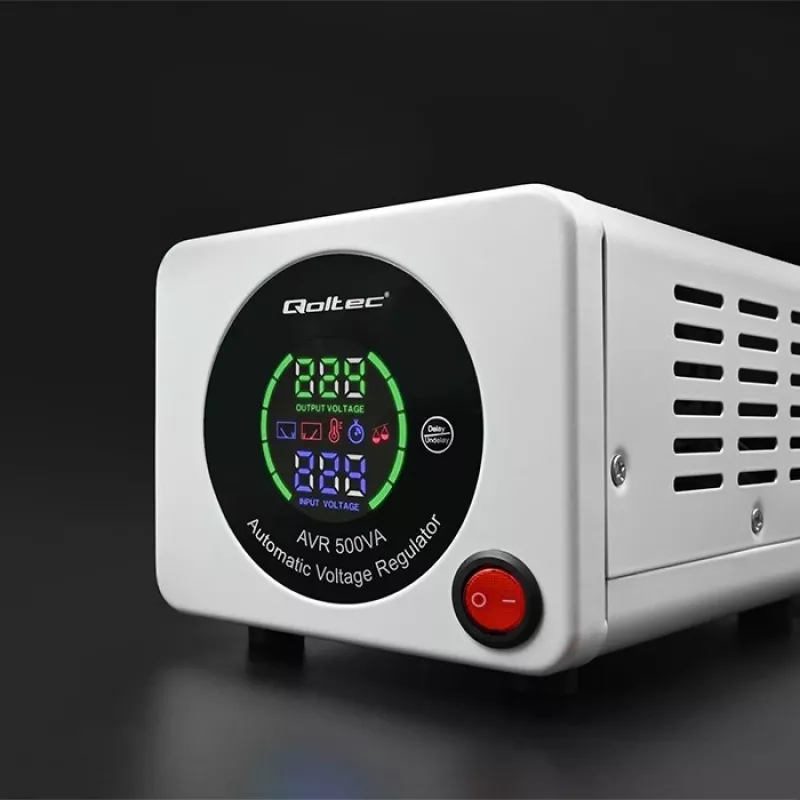 Qoltec 50722 Automatinis įtampos stabilizatorius AVR 500VA 300W