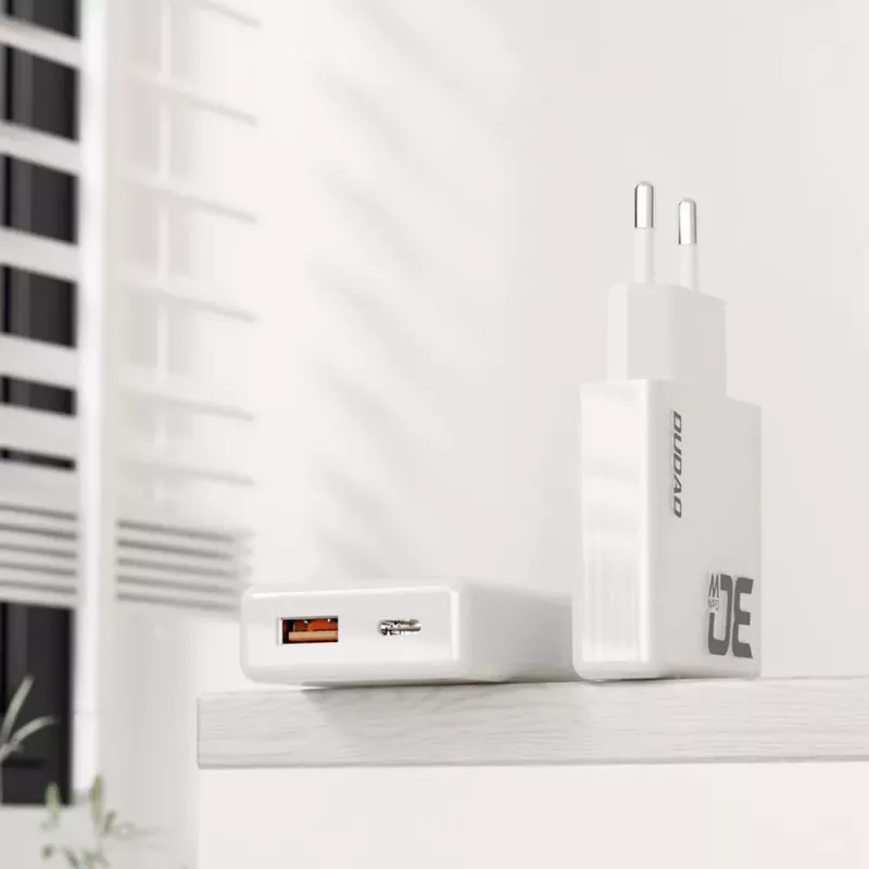 Dudao A30EU GaN 30W USB-C USB-A sieninis įkroviklis su USB-C į USB-C laidu 1m Baltas