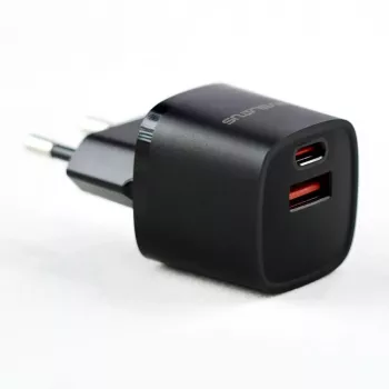 Evelatus USB-A and USB-C 30W Max EU Charger Black