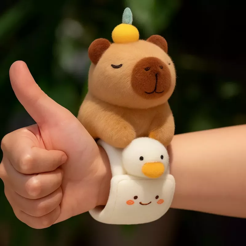 LEAN TOYS Plush Self-tightening Wristband Goose with Capybara