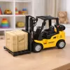 LEAN TOYS Šakinis krautuvas su motorizuotomis metalinėmis šakėmis dėžėms ir padėklams kelti, geltonas