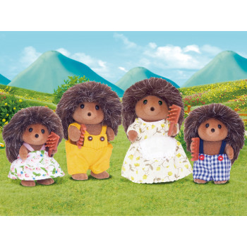 KAISER ELEKTRO Sylvanian Families Hedgehog Family of Stachel – kolekcinių flokuotų gyvūnėlių figūrėlių rinkinys, 4 figūrėlės su šukutėmis, nuo 3 metų