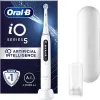 Oral-B IO5 elektrinis dantų šepetėlis su krepšiu Quite White 1 vnt