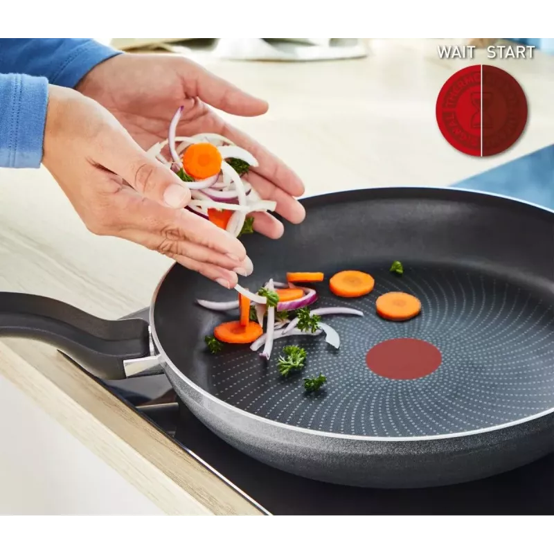 Tefal So Light keptuvė 22 cm indukcinė titano nelimpanti juoda