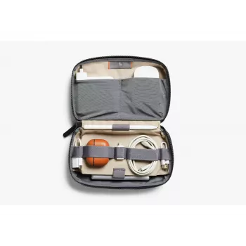 Bellroy Tech Kit - Organizer for Mobile Accessories (Navy)