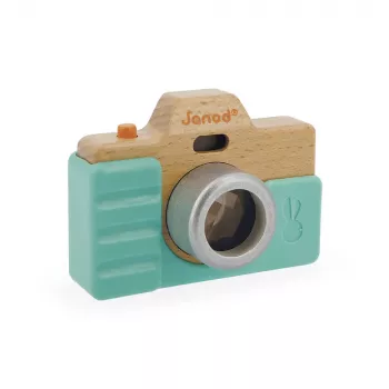 Janod Wooden Camera with Sound and Flash Light