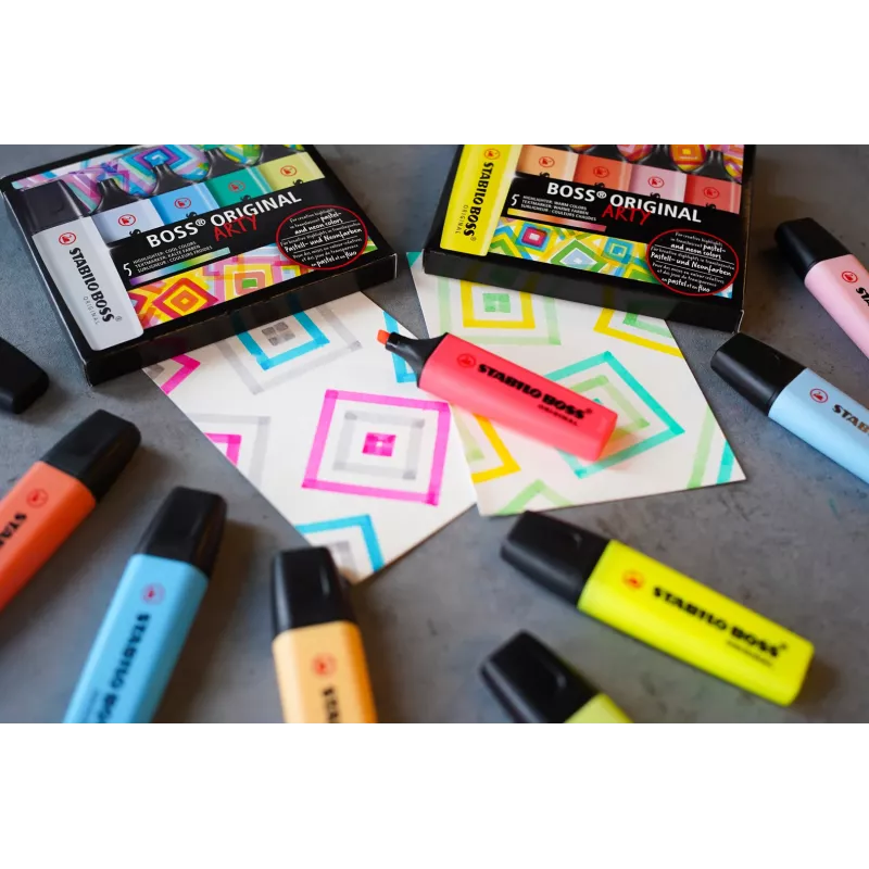 STABILO BOSS ORIGINAL Highlighter Set - 23 Pieces - Assorted Colours - Chisel Tip - 2 mm Line Width