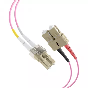EFB Elektronik IPL-DF-LCUSCU-4-0050 Duplex Fiber Optic Patch Cable OM4 LC/SC 0,5 m Aqua