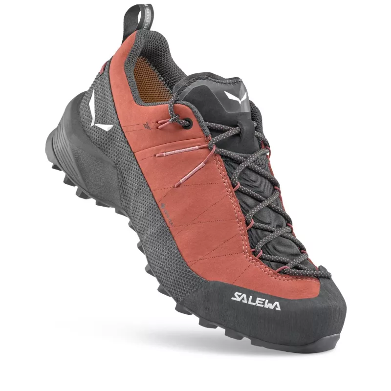 Salewa Wildfire Leather 2 GTX Women's Approach Shoes - Etruscan Red/Black, EU 38.5